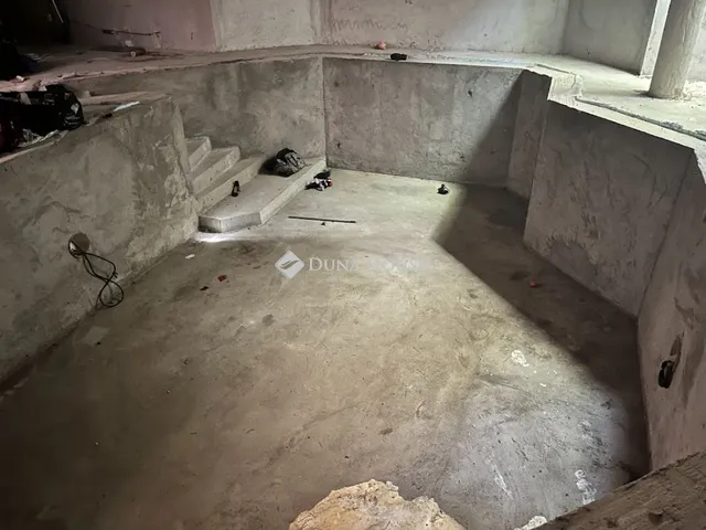 Eladó ház Pécs 720 nm