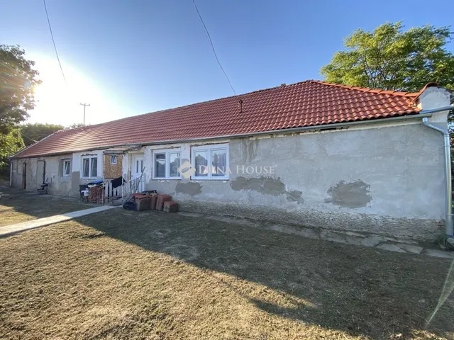 Eladó ház Baksa 90 nm
