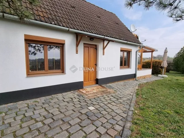 Eladó ház Kacsóta 70 nm