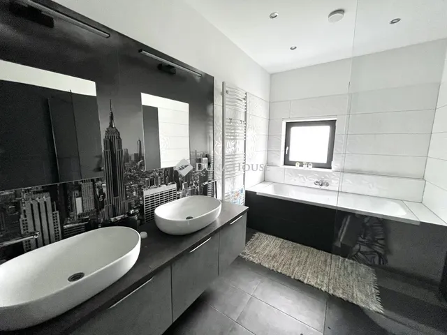 Eladó ház Pécs 160 nm