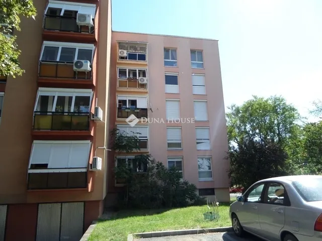 Eladó lakás Pécs 67 nm