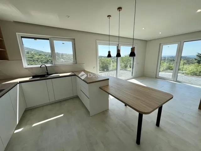 Eladó ház Pécs 146 nm