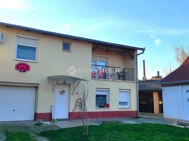 Eladó ház Mohács 165 nm
