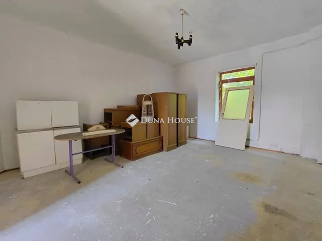 Eladó ház Szekszárd 500 nm