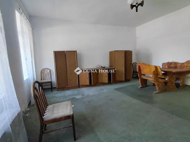 Eladó ház Szekszárd 500 nm