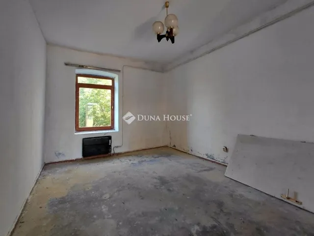 Eladó ház Szekszárd 500 nm