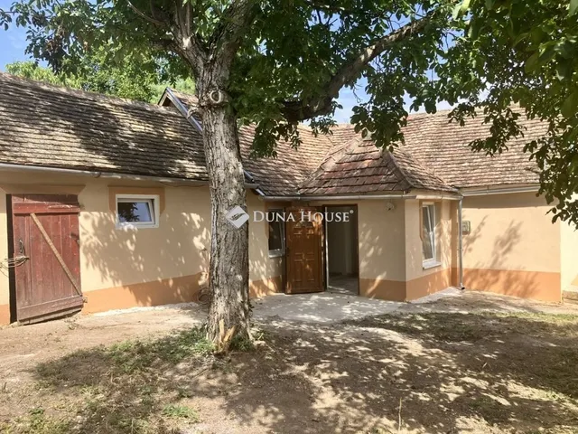 Eladó ház Boda 65 nm