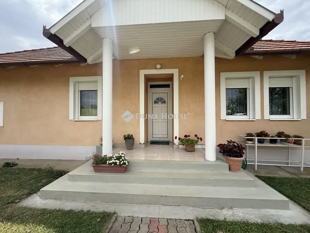 Eladó ház Pécs 135 nm
