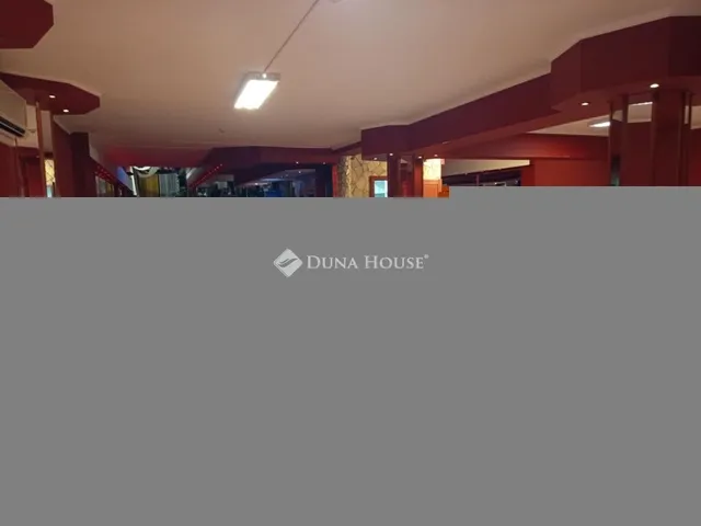 Eladó kereskedelmi és ipari ingatlan Komló 1090 nm