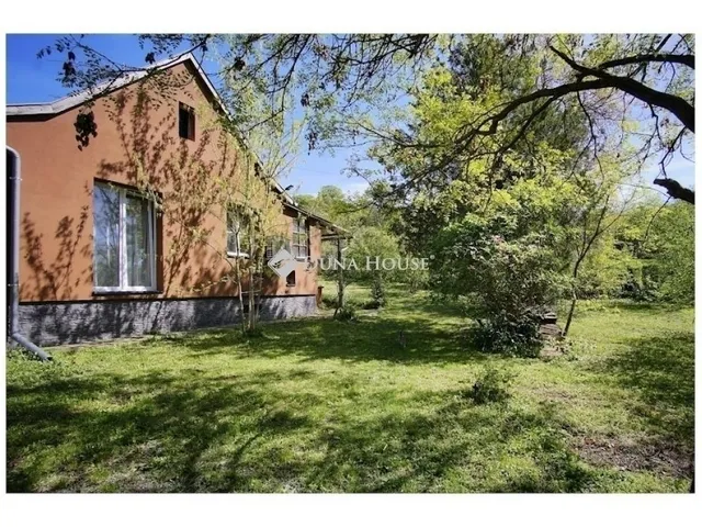 Eladó ház Pécs, Vasas 85 nm