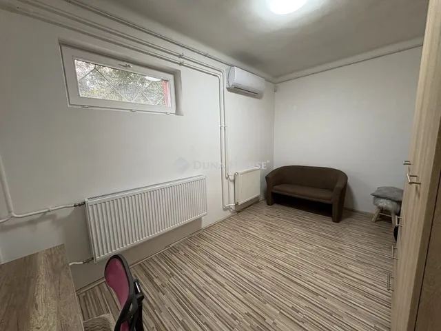 Eladó ház Pécs 195 nm