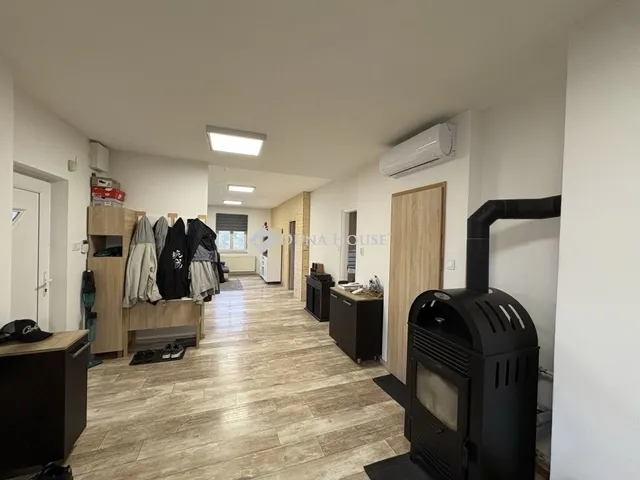 Eladó ház Pécs 195 nm