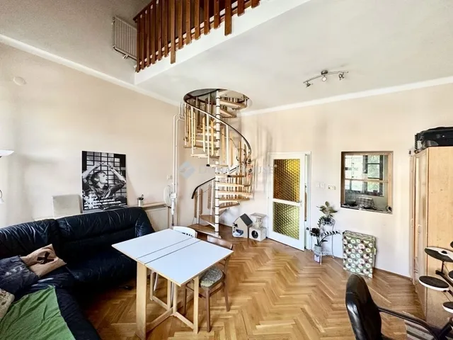 Eladó lakás Pécs 61 nm