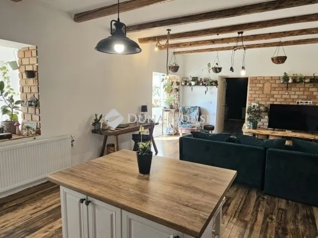 Eladó ház Baksa 100 nm