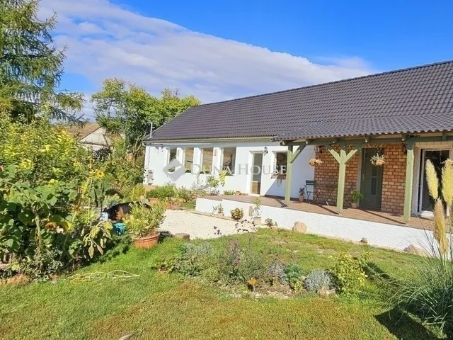 Eladó ház Baksa 100 nm