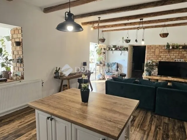 Eladó ház Baksa 100 nm