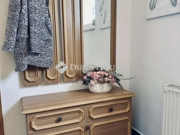 Eladó lakás Pécs 73 nm