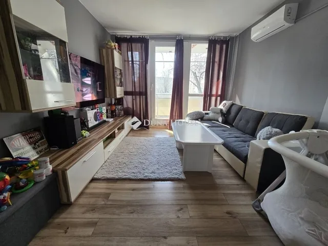 Eladó lakás Pécs 68 nm