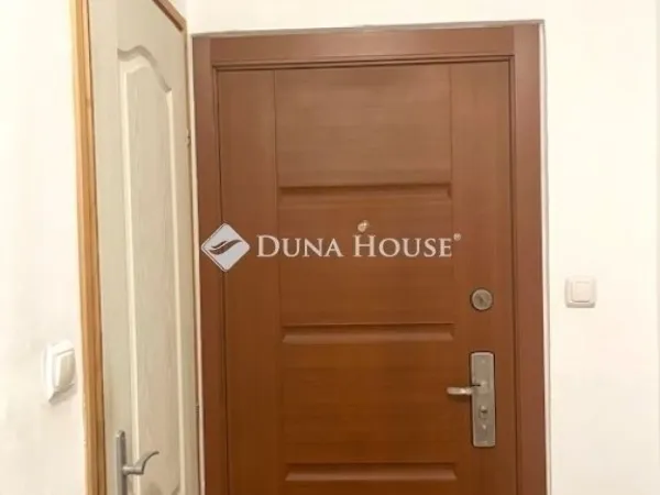 Eladó lakás Pécs 74 nm