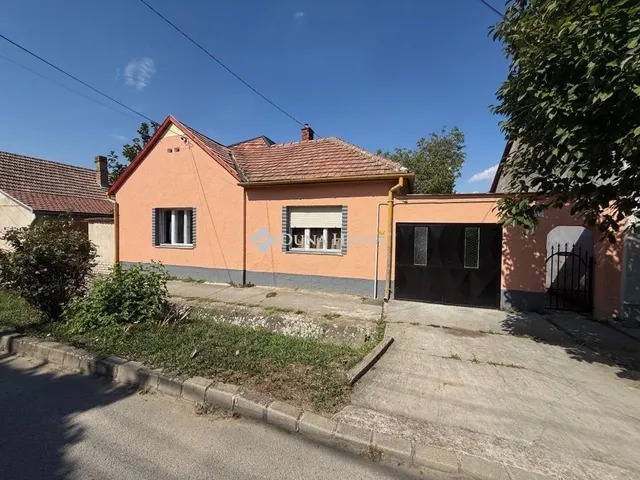 Eladó ház Siklós 95 nm