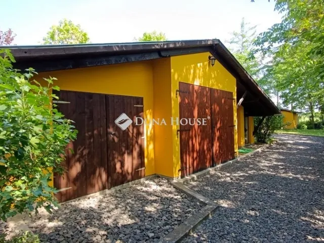 Eladó ház Homorúd 145 nm