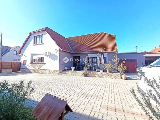 Eladó ház Mohács 131 nm