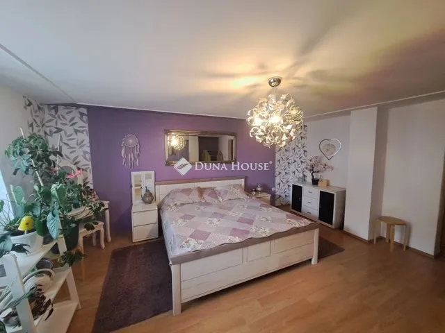 Eladó ház Nagyharsány 190 nm