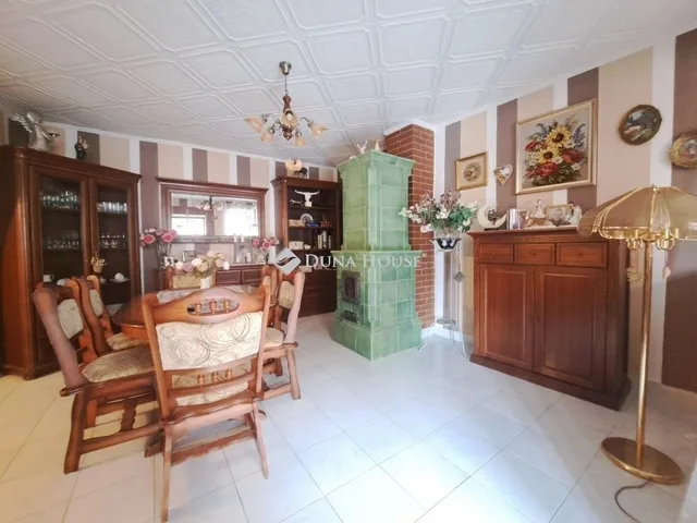 Eladó ház Nagyharsány 190 nm