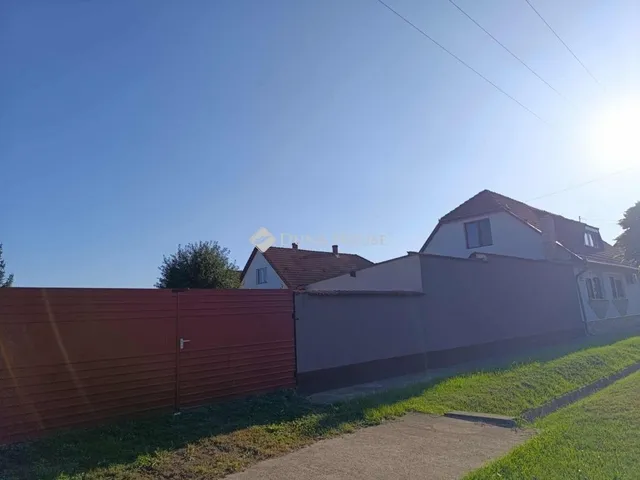 Eladó ház Mohács 131 nm