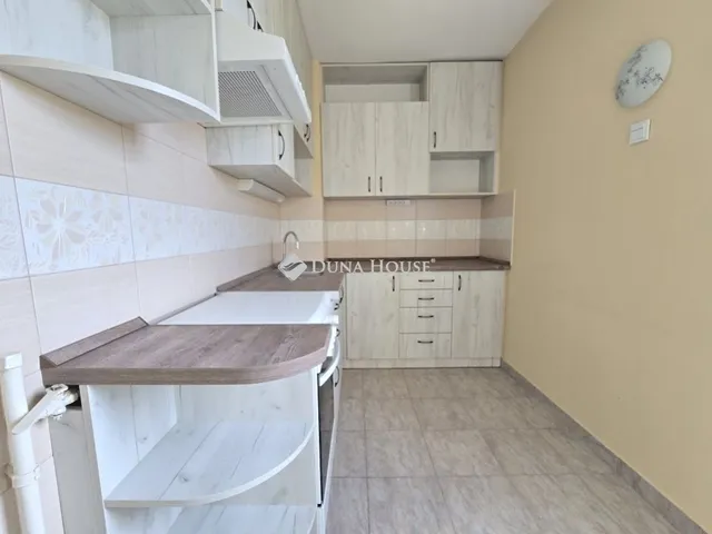 Eladó lakás Pécs 64 nm