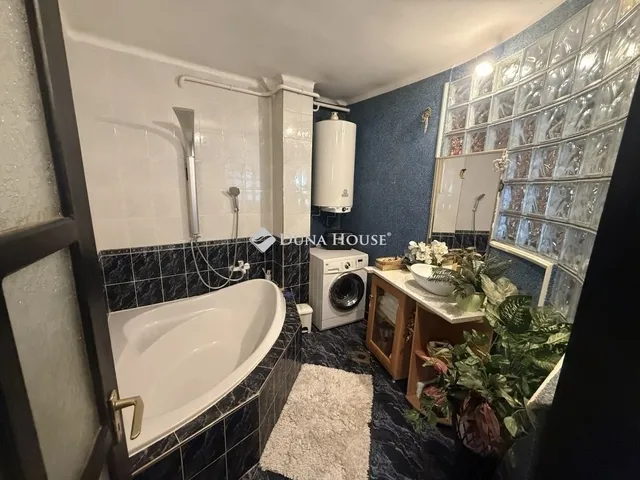 Eladó lakás Pécs 86 nm