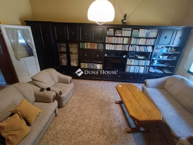 Eladó ház Sásd 118 nm