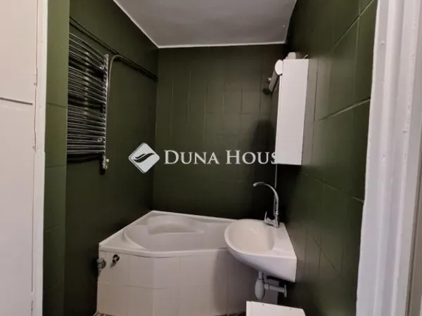 Eladó lakás Pécs 54 nm