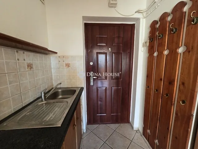 Eladó lakás Pécs 27 nm