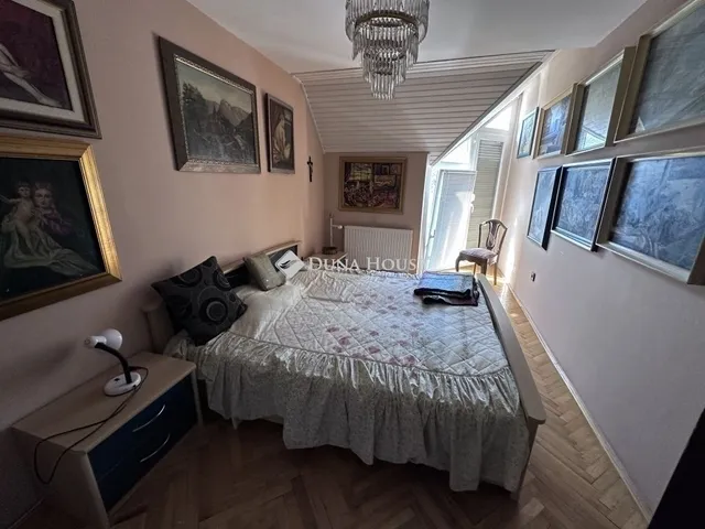 Eladó lakás Pécs 230 nm