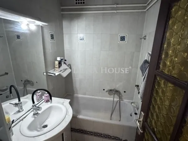 Eladó lakás Pécs 230 nm