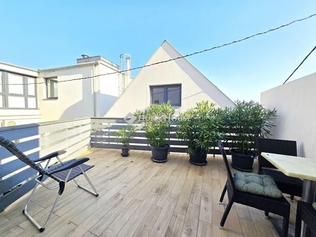 Eladó lakás Pécs 97 nm