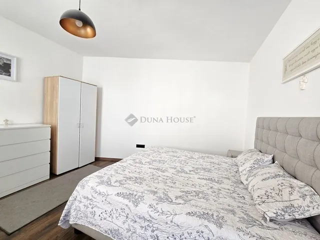 Eladó lakás Pécs 97 nm