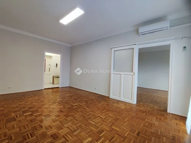 Eladó lakás Pécs 53 nm