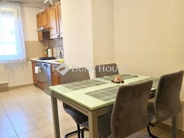 Eladó lakás Pécs 71 nm