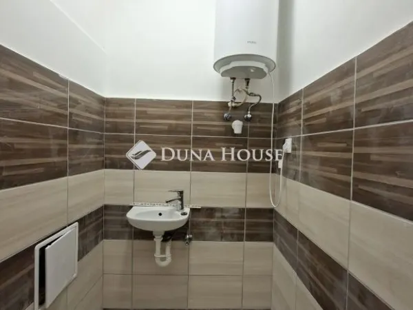 Eladó lakás Komló 51 nm