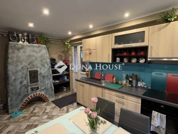 Eladó lakás Pécs 84 nm