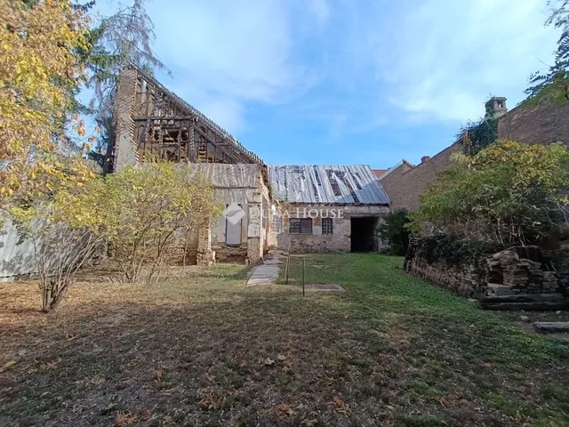 Eladó ház Mohács 150 nm