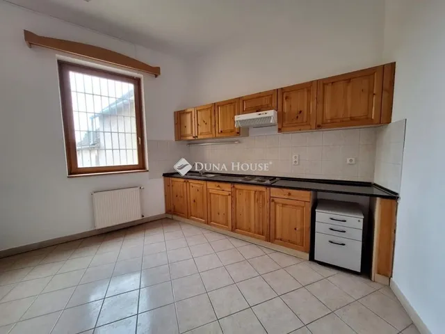 Eladó ház Villány 270 nm