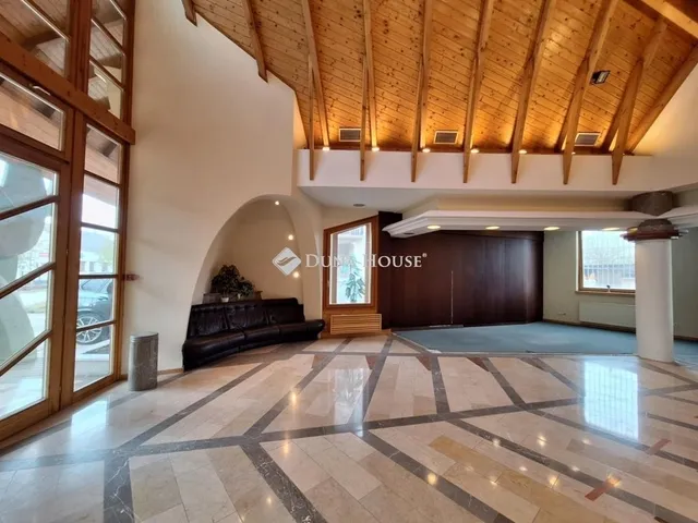 Eladó ház Villány 270 nm