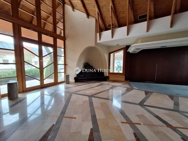 Eladó ház Villány 270 nm