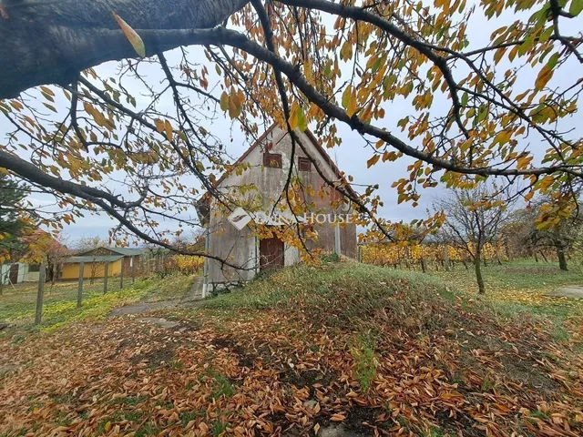 Eladó üdülő és hétvégi ház Bár 55 nm
