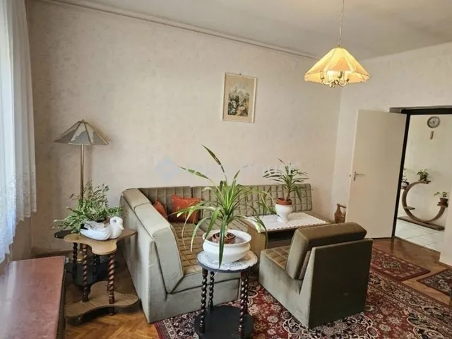 Eladó ház Bogád 179 nm