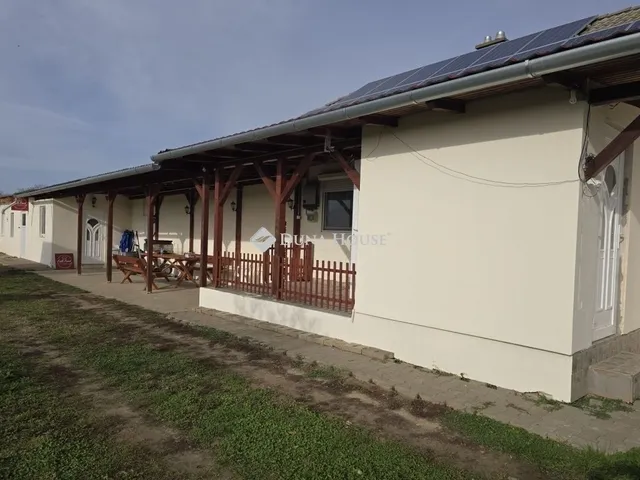 Eladó ház Görcsöny 100 nm