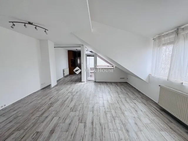 Eladó lakás Pécs 106 nm